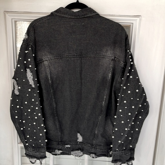 Chelsea DeBoer Black Penny Pearl Distressed Jacket with Pockets - Picture 7 of 9